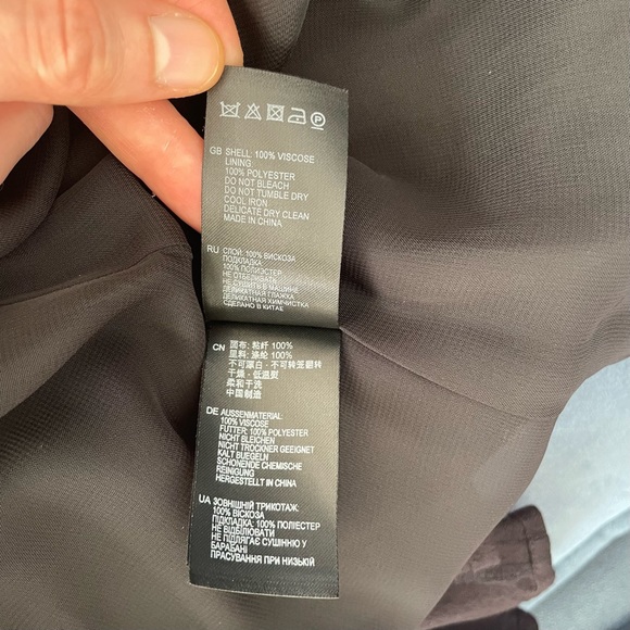 NWOT Reiss Alana full gathered skirt in black - Picture 7 of 7